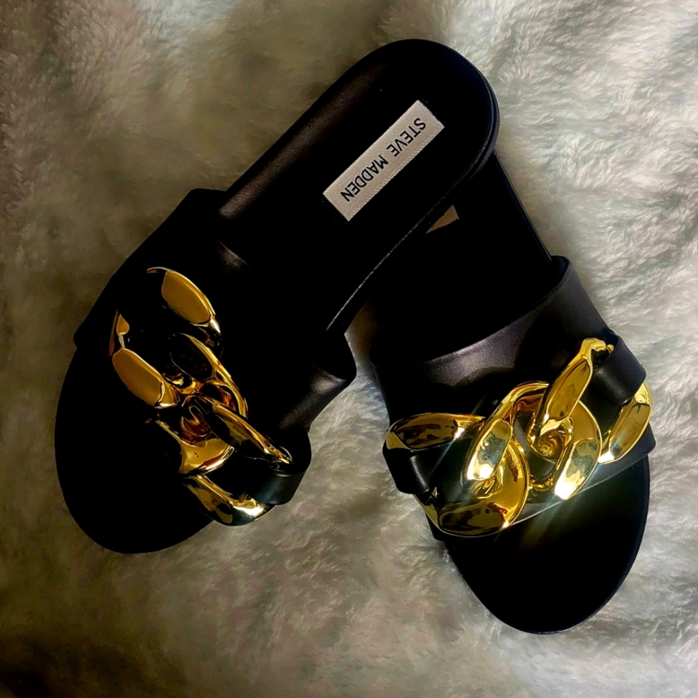 Steve Madden Black and Gold Sandals